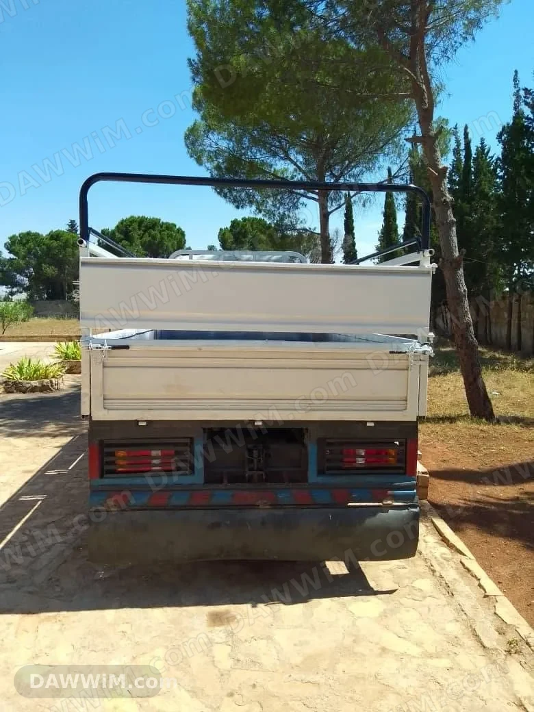 شاحنة جاك 1040 للبيع