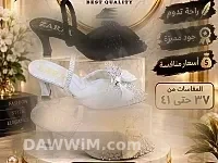 أحذية نسائية بكعب عالي جديدة