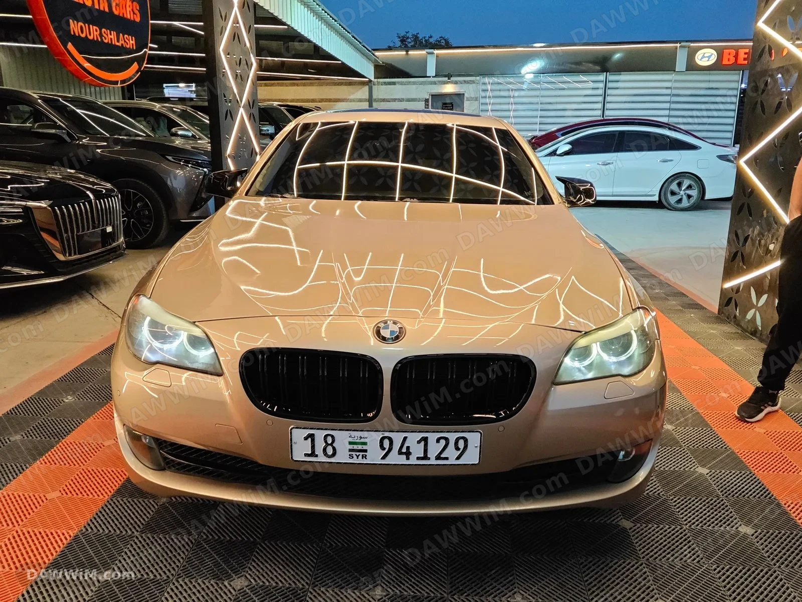 سيارة BMW 523 موديل 2012