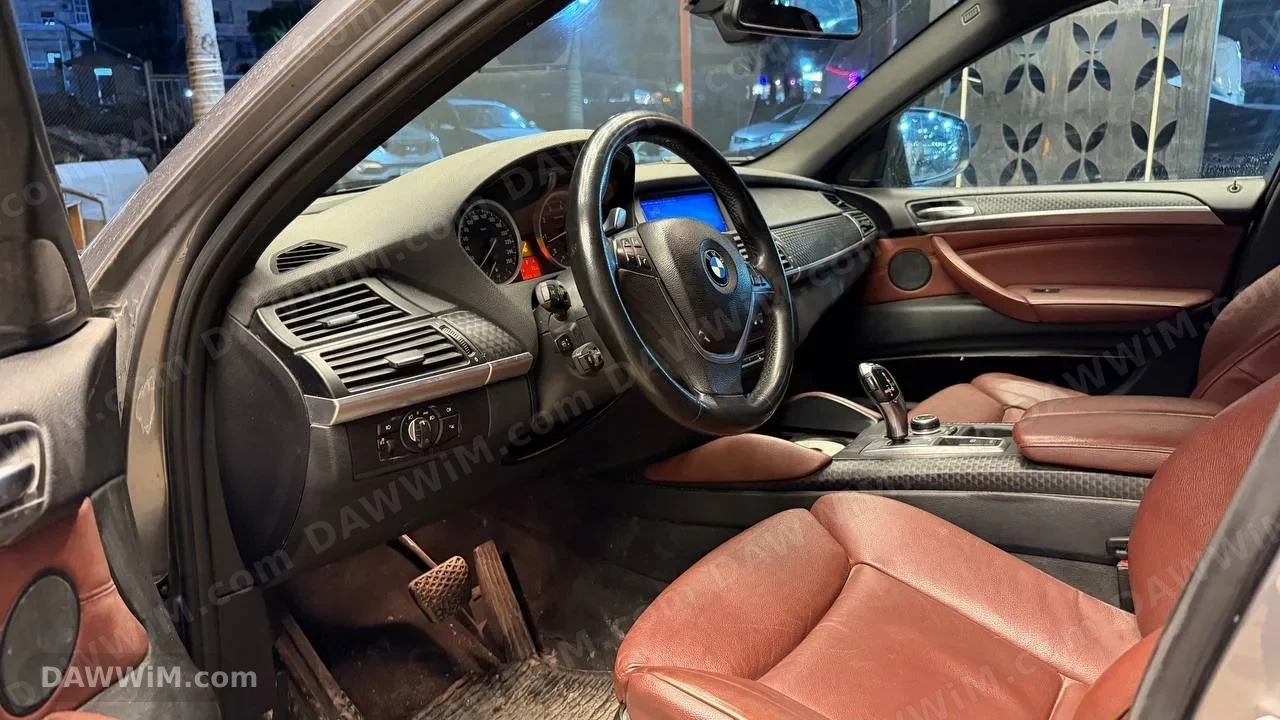 BMW X6 2011