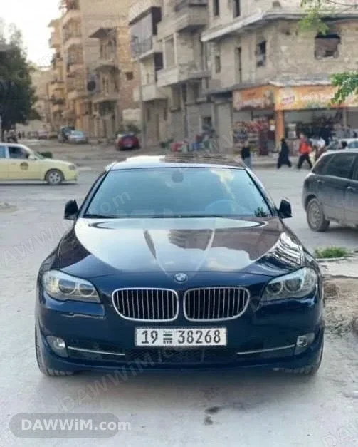 سيارة بي إم دبليو 320 موديل 2010 مستعملة