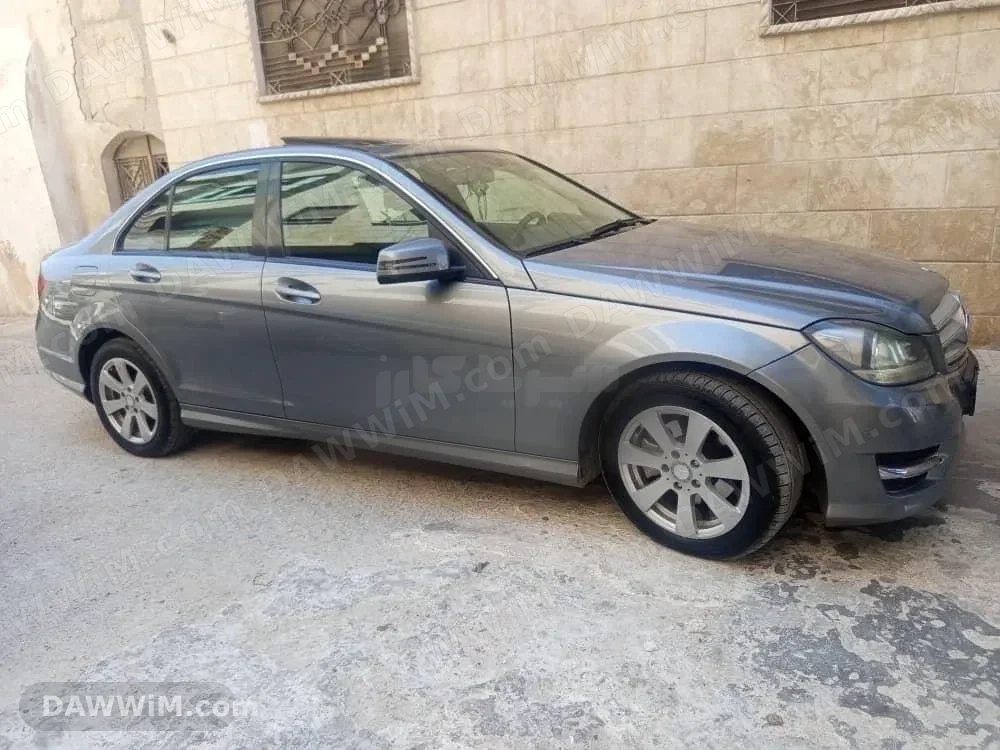 مرسيدس بينز C 220 موديل 2013