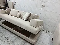طقم كنب حركات مع صندوق بتفاصيل مميزة