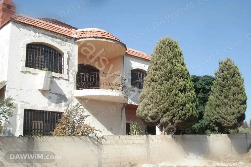 مزرعة للبيع بمساحة 2000م في الاوراس - حمص
