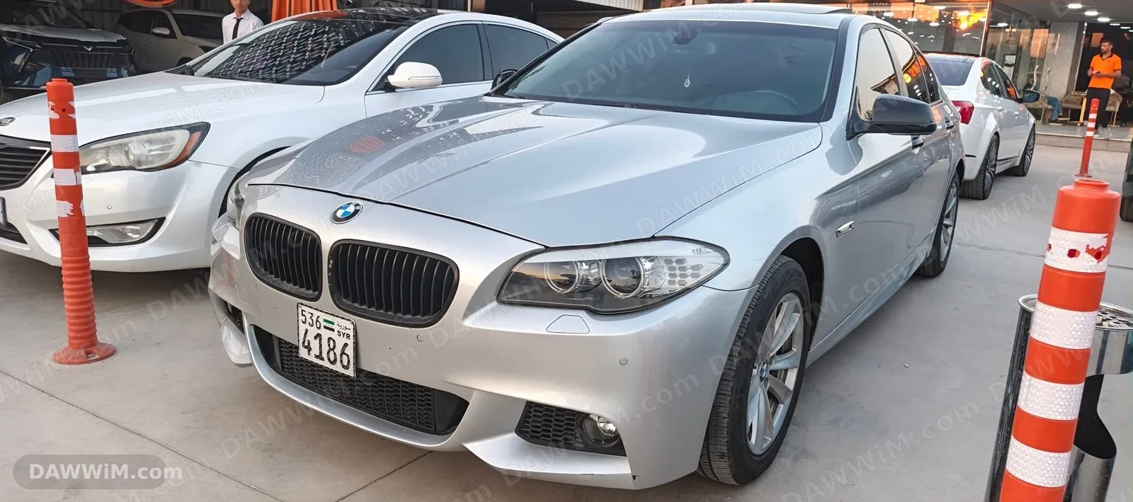 سيارة BMW 528 موديل 2011 للبيع