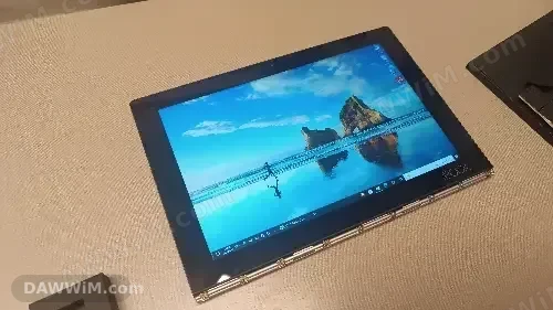 لابتوب Lenovo Yoga قابل للّمس مع قلم - 4GB RAM وSSD 64GB