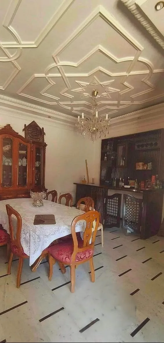 بيت للبيع قرب مشفى الزعيم وعكرمة المخزومي