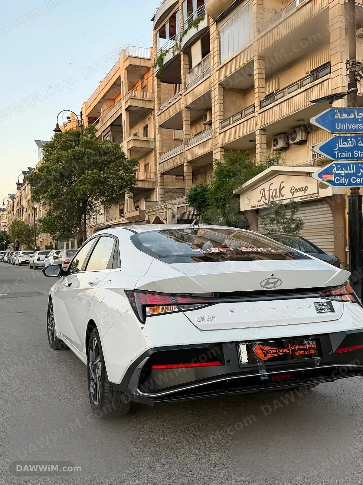 إيجار سيارة هيونداي إلنترا 2025 في حلب