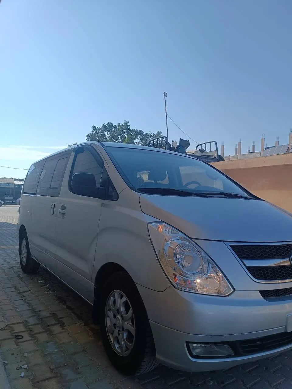 هيونداي H1 موديل 2009 بحالة الوكالة