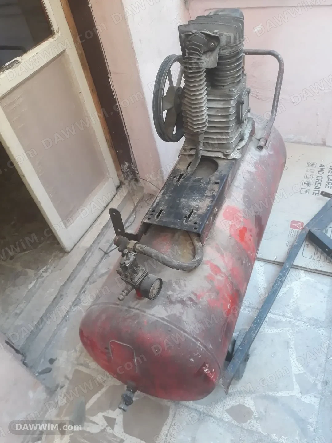 كومبراسور للبيع بمكينة إيطالي