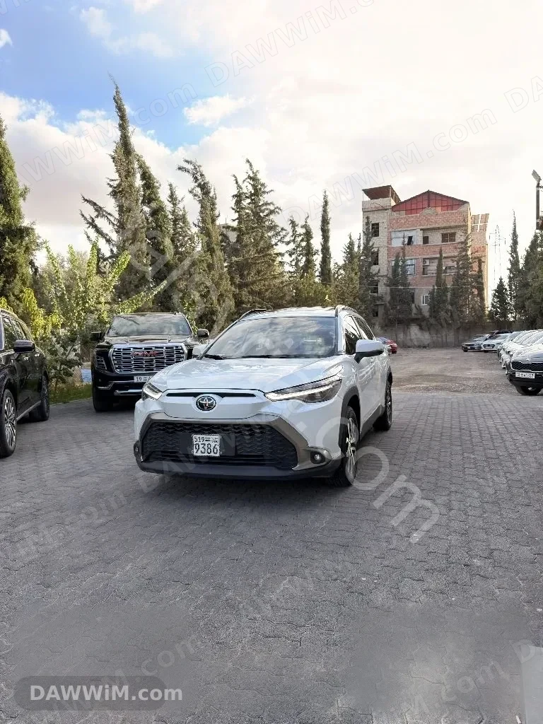 تويوتا كورولا كروس 2025 للبيع