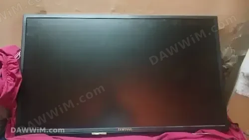 شاشة سامسونج سمارت ٤٣ بوصة