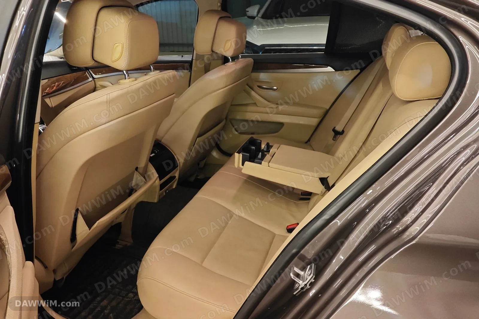سيارة BMW 523 موديل 2011