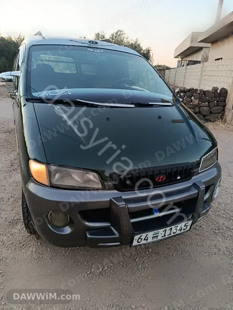 للبيع هيونداي ستاريا 1999