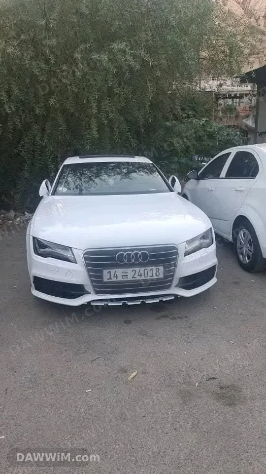 سيارة أودي Audi A7 موديل 2013