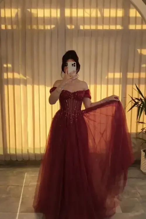 فستان سهرة مميز قماش أنيق