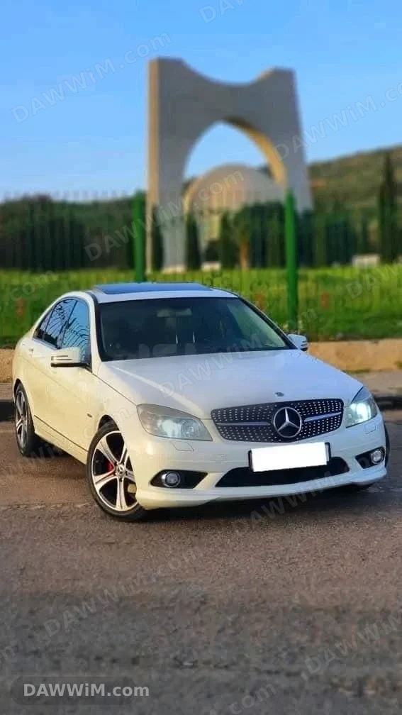 مرسيدس C300 موديل 2011 للبيع