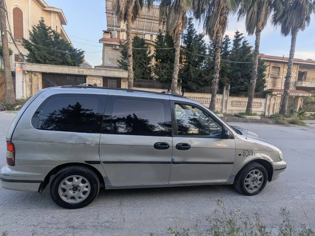 كيا كرنفال 2000 أوروبي نظامي للبيع في حلب