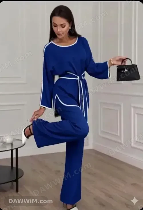 طقم قطعتين نسائي مميز