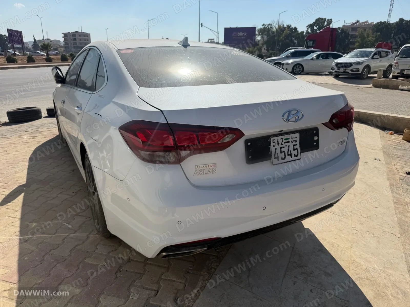 هيونداي سيدان مستعملة للبيع موديل 2014