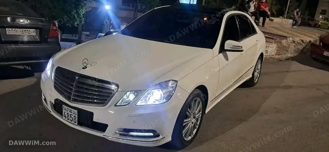 مرسيدس بنز E300 موديل 2011