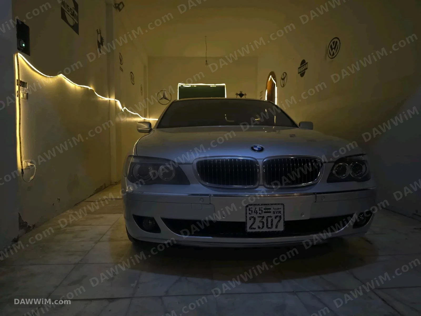 سيارة بي إم دبليو 750 مستعملة موديل 2006