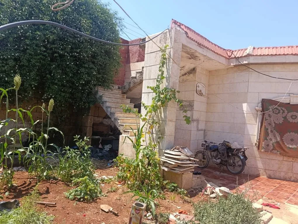 مزرعة بطنجكي للبيع بمساحة 400 متر