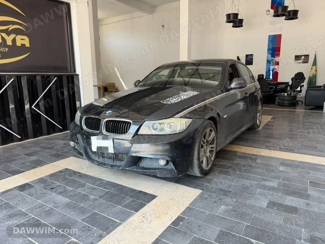 سيارة BMW 320 موديل 2010 للبيع