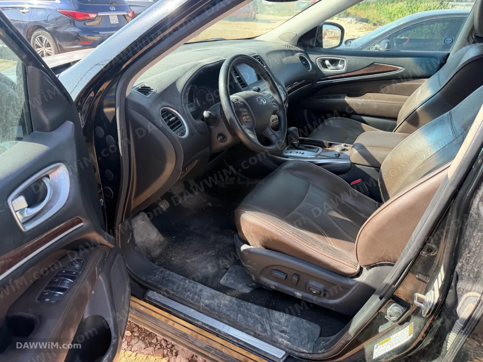 انفينيتي QX50 موديل 2015 مستعملة