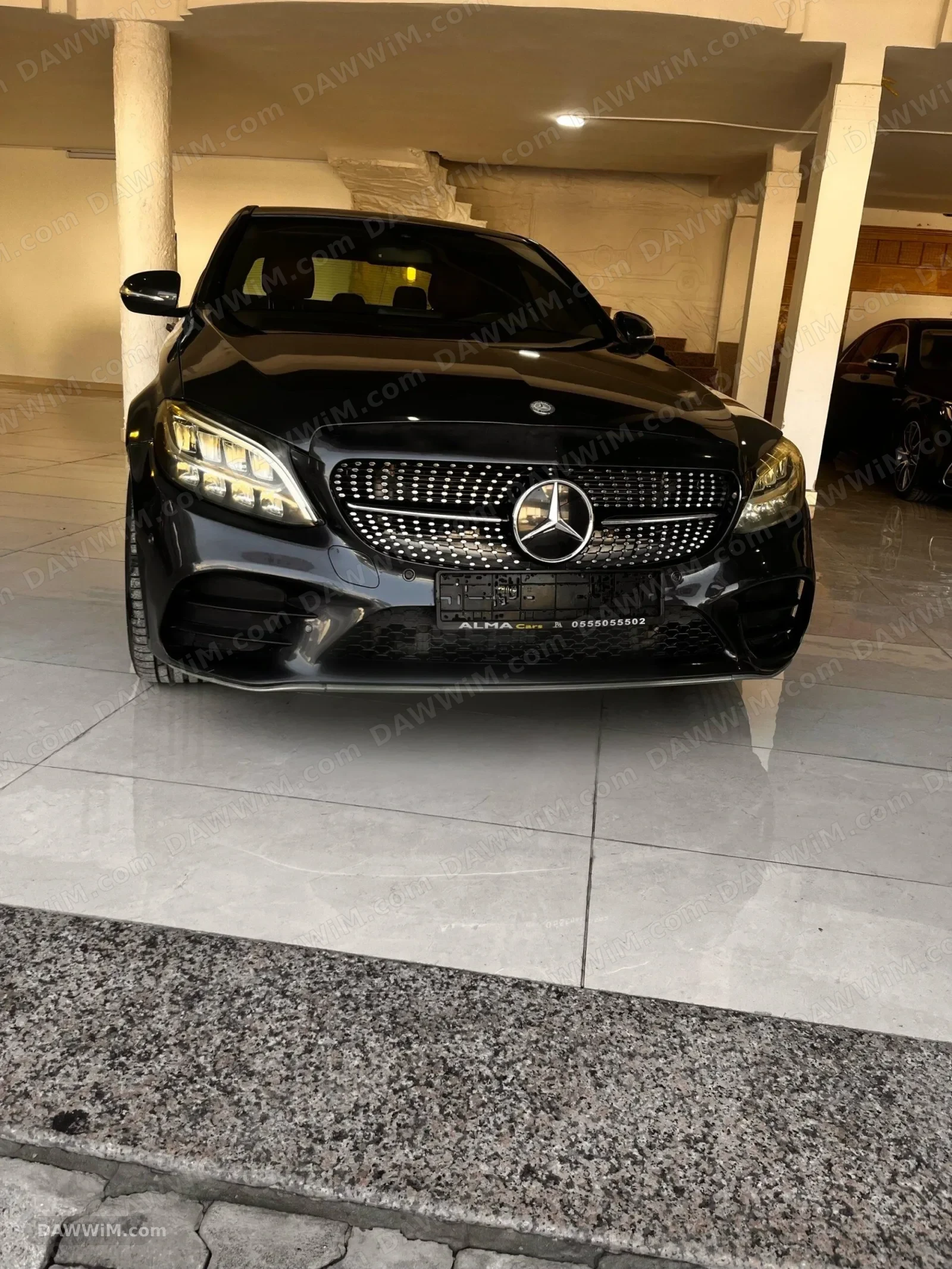 مرسيدس بينز C 300 موديل 2015