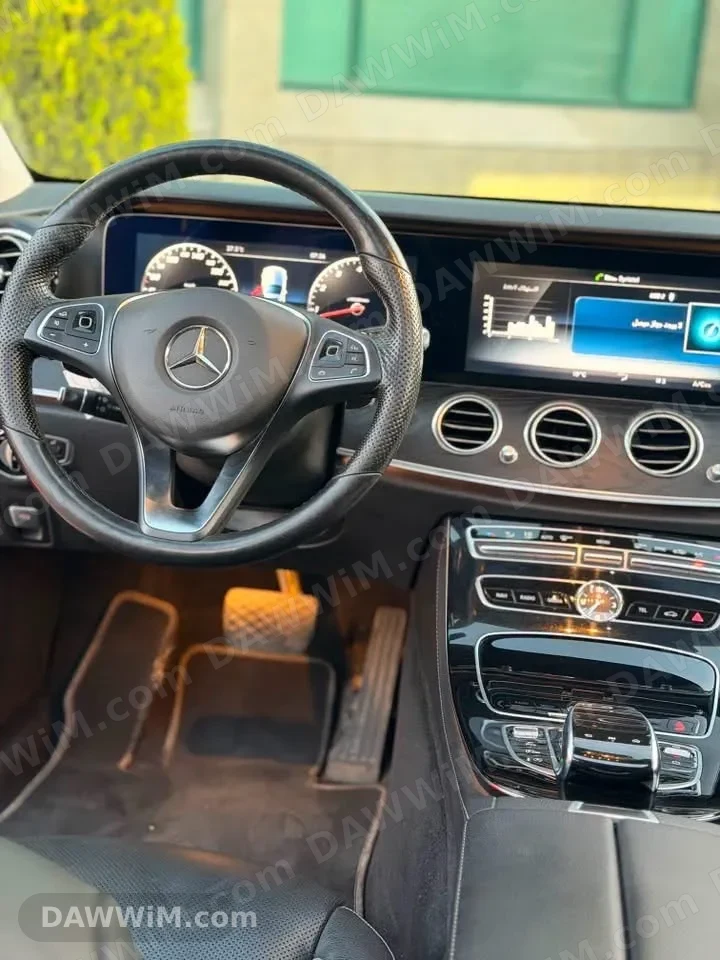 مرسيدس بنز E300 موديل 2018 للبيع