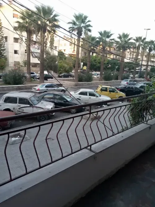 شقة للبيع على شارع الجمهورية تصلح للاستثمار التجاري