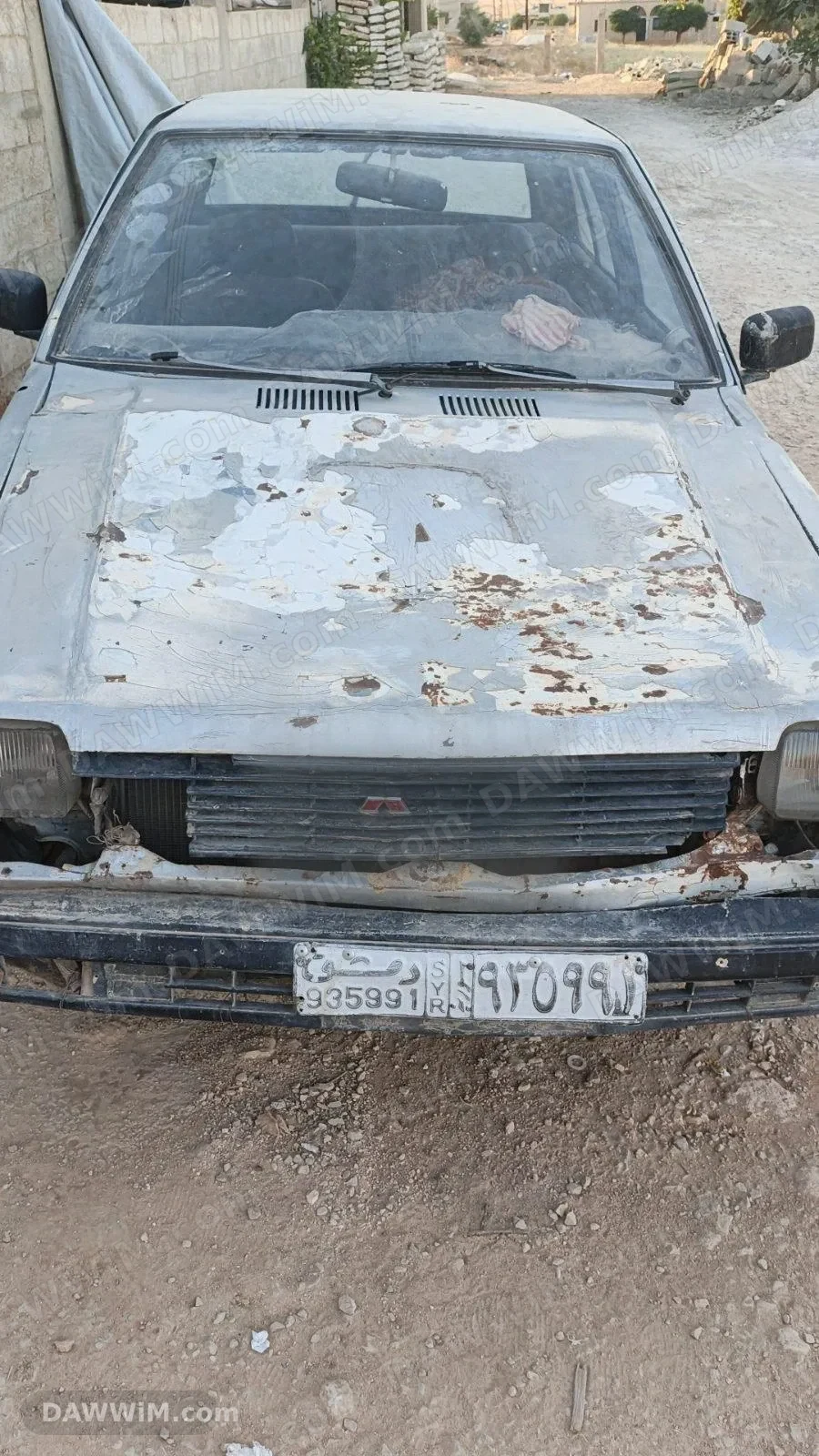 ميتسوبيشي كولت 1983 للبيع