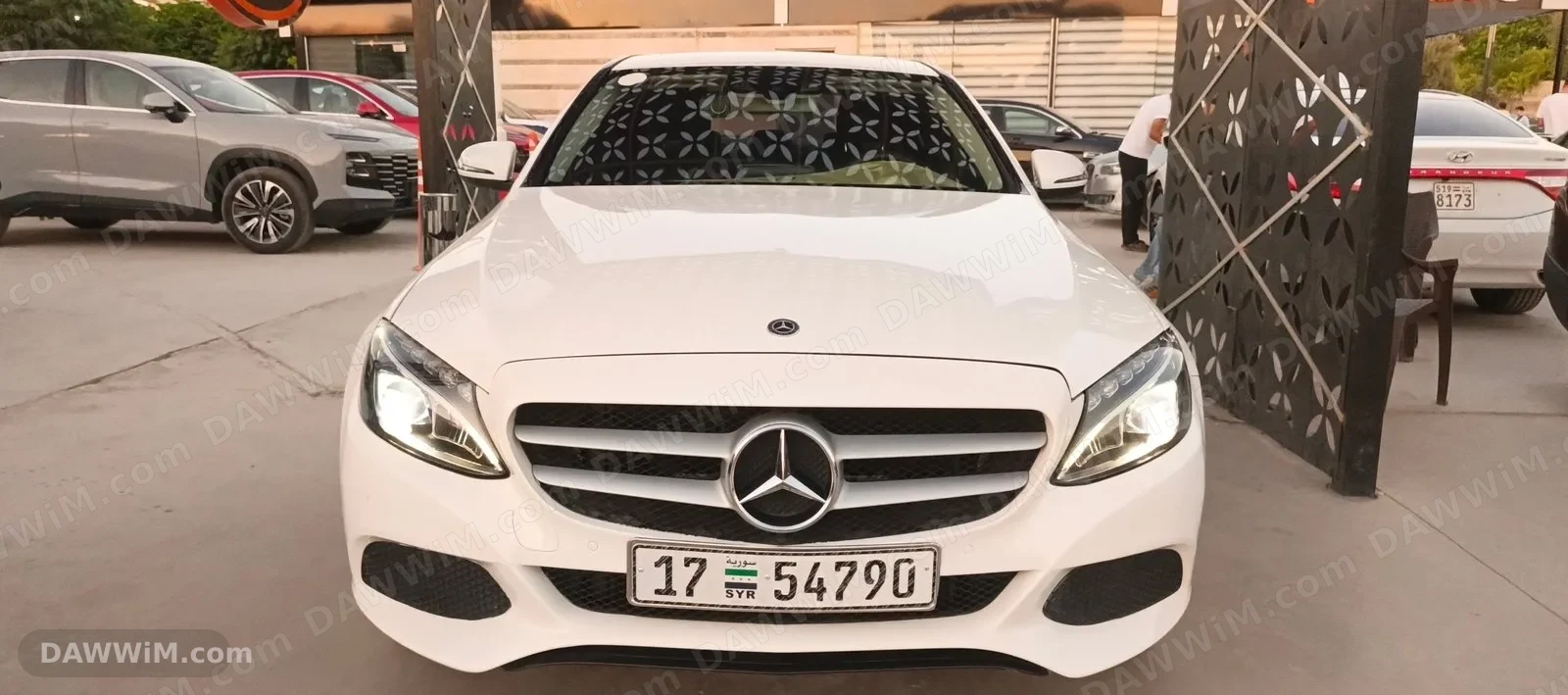 مرسيدس C200 موديل 2018 للبيع
