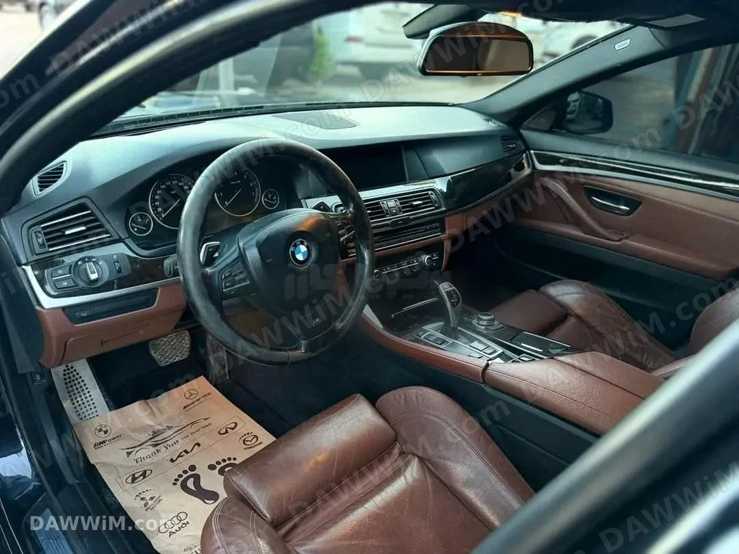 سيارة بي إم دبليو BMW 550i F10 موديل 2011