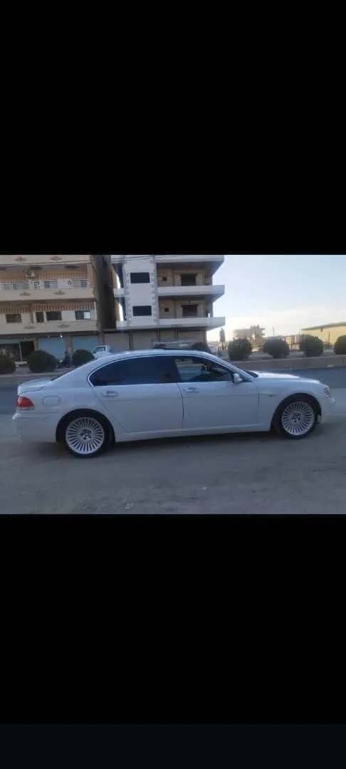 سيارة BMW موديل 2009 للبيع في القامشلي