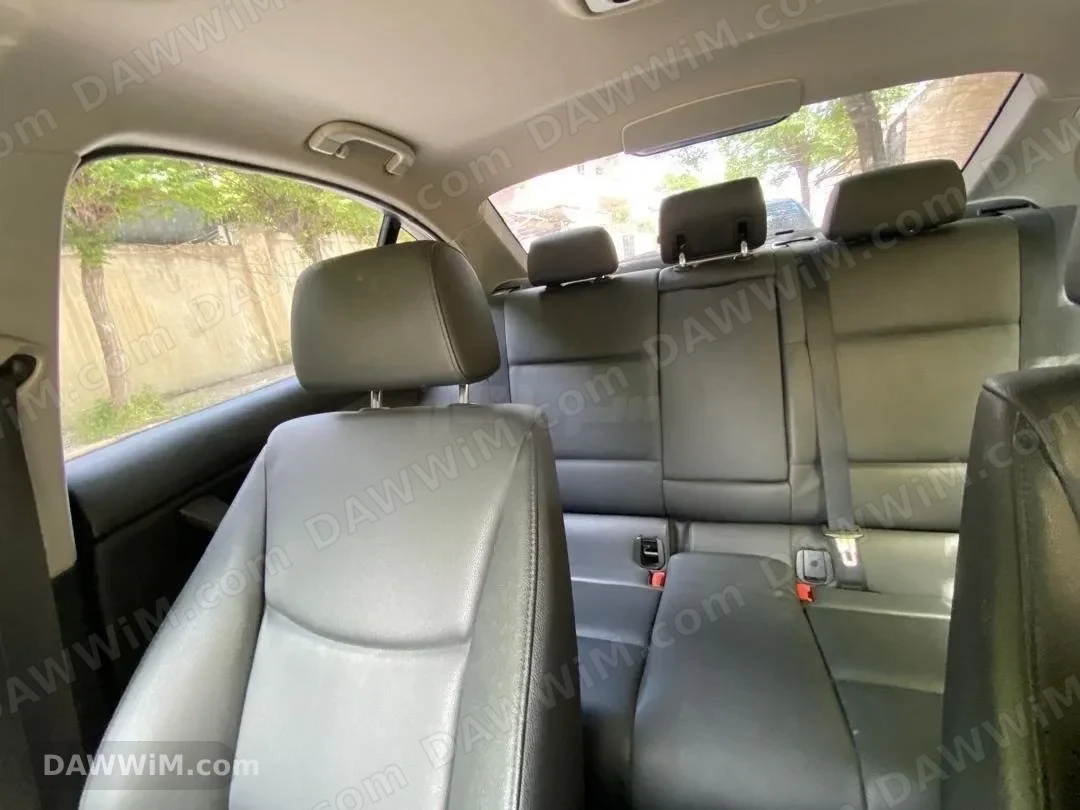 سيارة بي ام دابليو BMW 328 موديل 2011