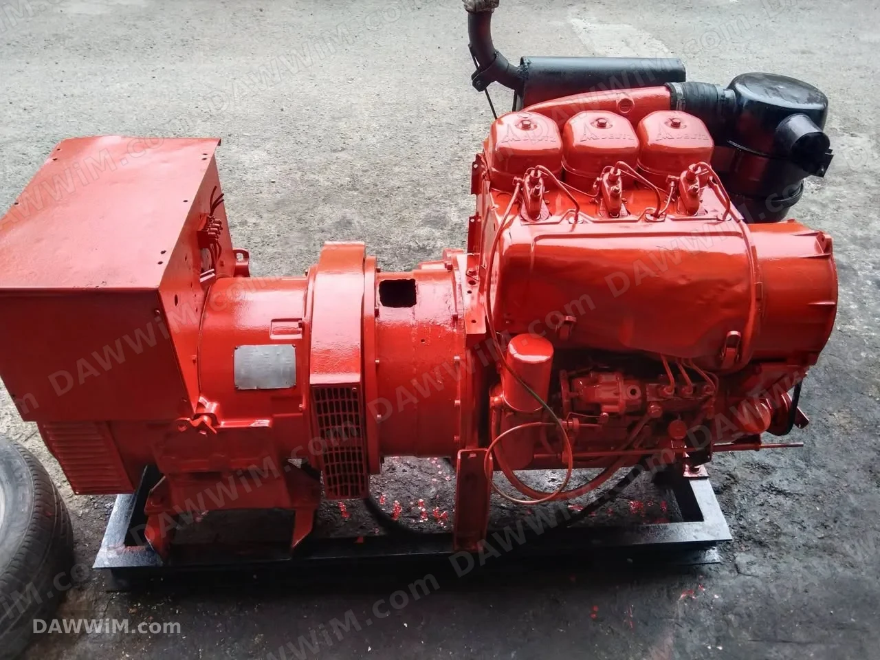 مولدة كهربائية دوتس 912 مع دينامو 37 KVA