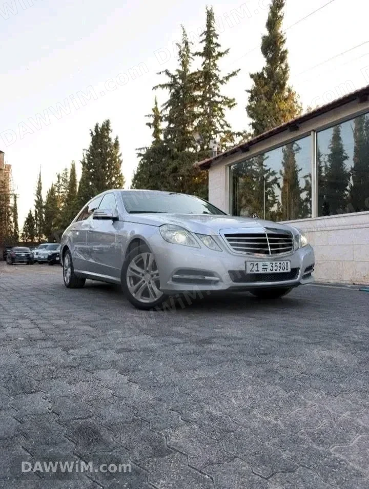 مرسيدس بينز E300 موديل 2011