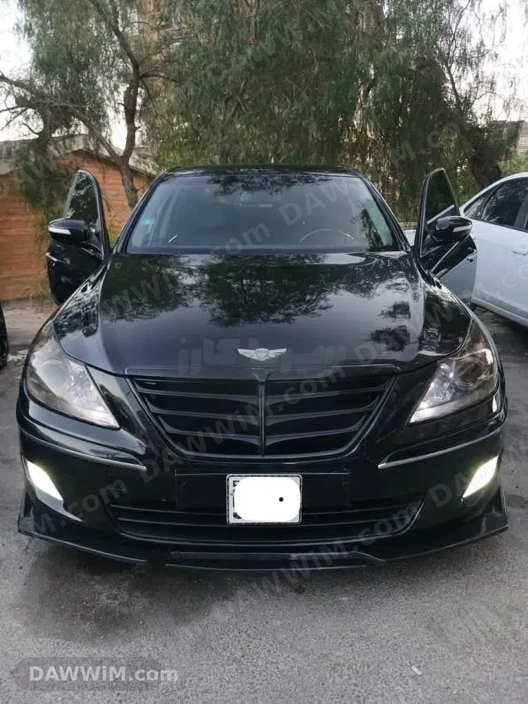 هيونداي جينيسيس 2010 للبيع