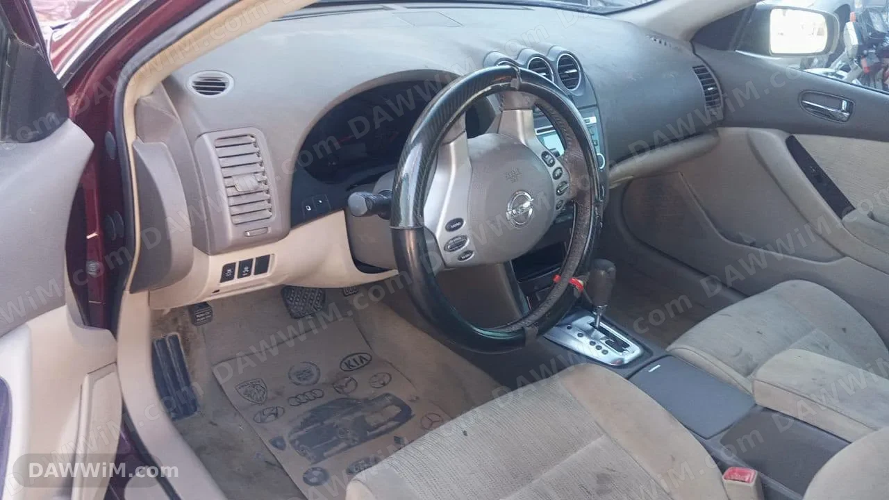 نيسان التما 2011 للبيع