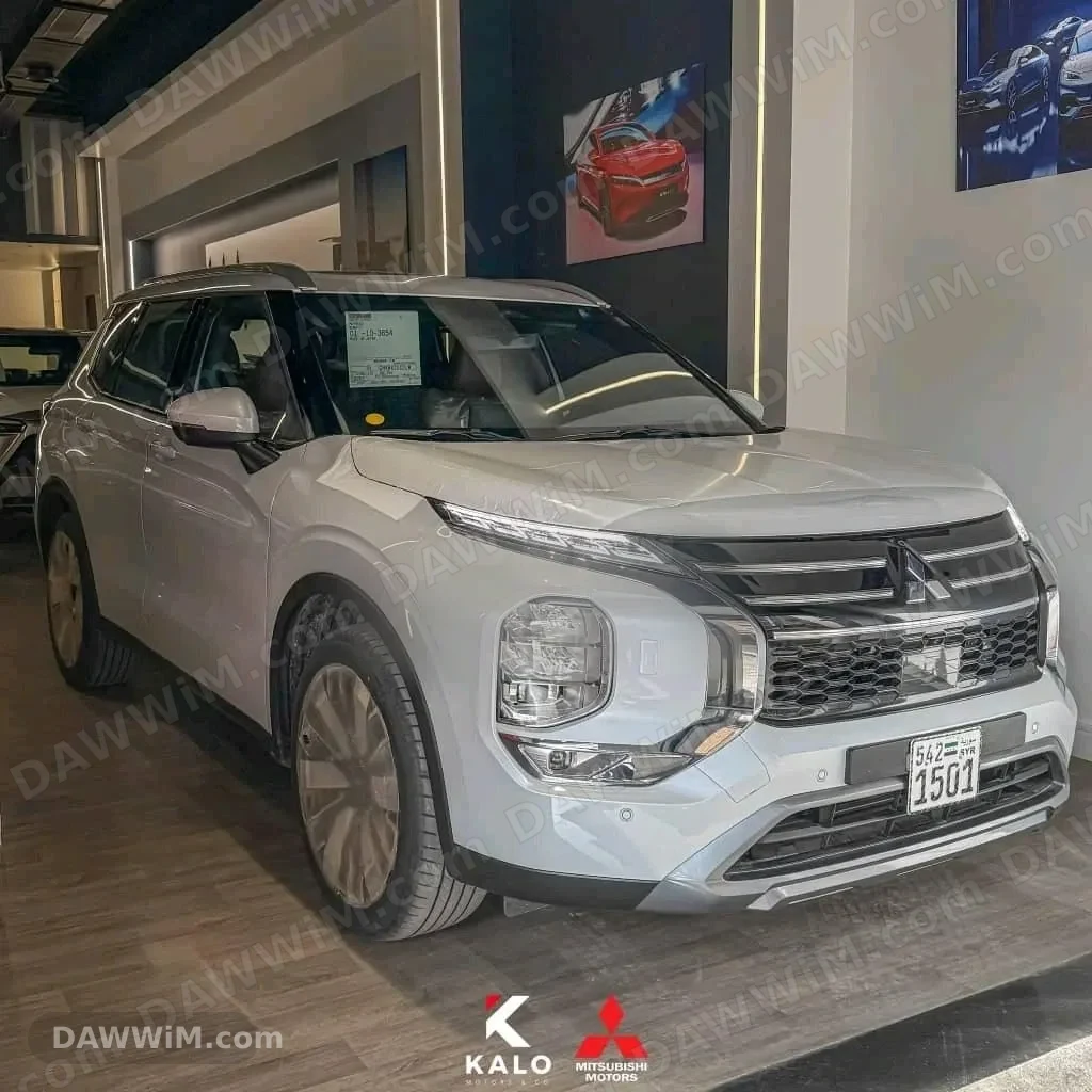 ميتسوبيشي أوتلاندر 2026 جديدة