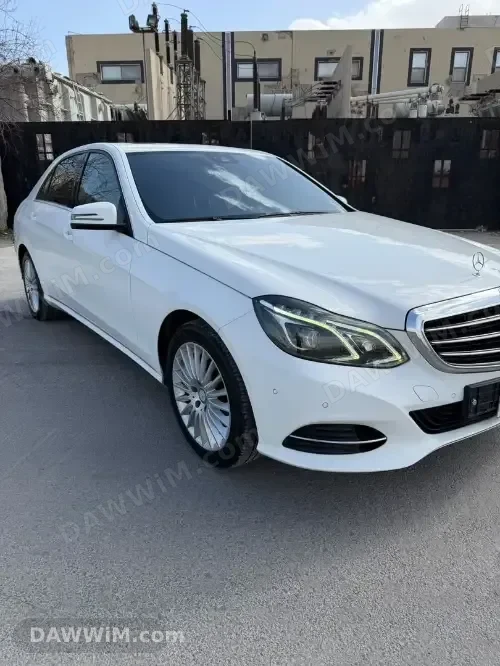 مرسيدس E300 للبيع بحالة ممتازة