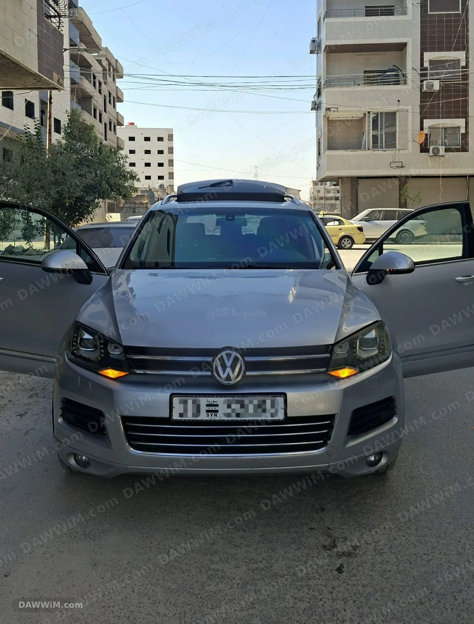 فولكس فاغن طوارق 2012 للبيع