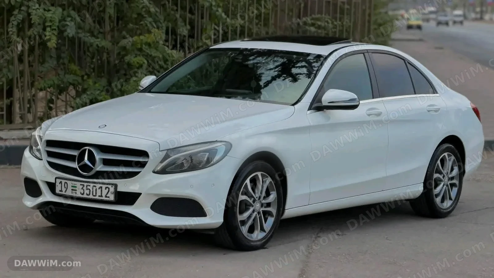 مرسيدس بنز C200 موديل 2016