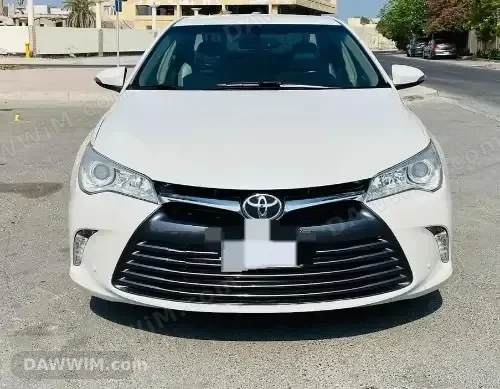 سيارة تويوتا بحالة ممتازة للبيع