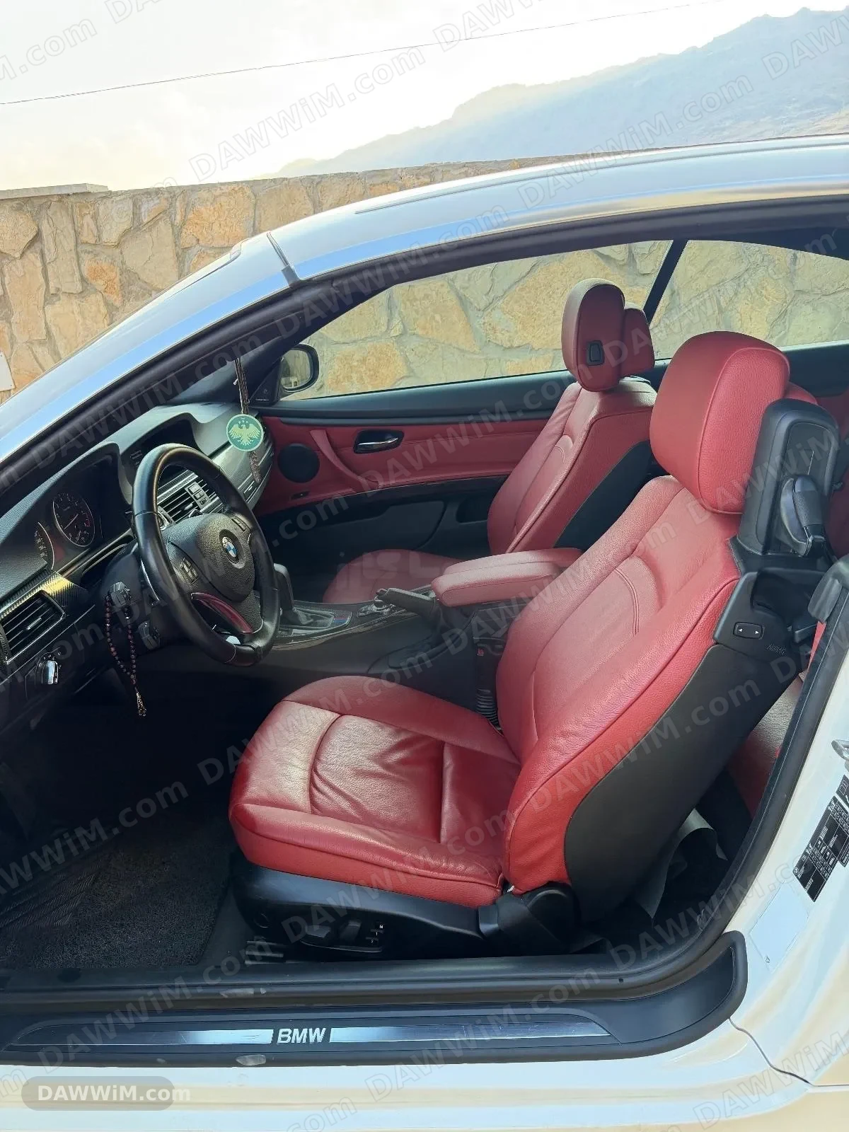 سيارة بي إم دبليو BMW الفئة 3 موديل 2011