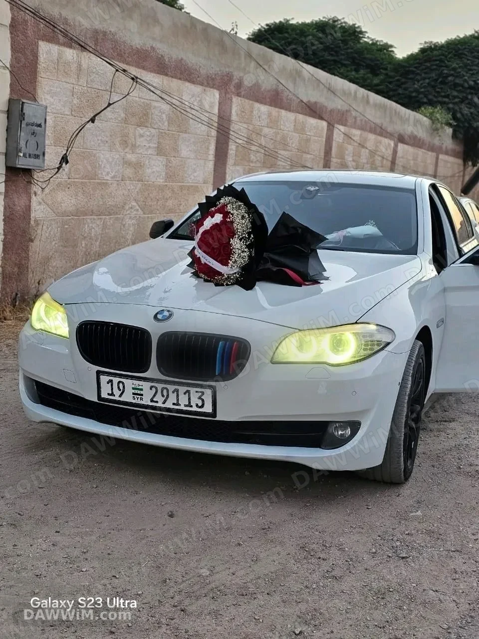 سيارة بي ام دبليو 528 موديل 2013