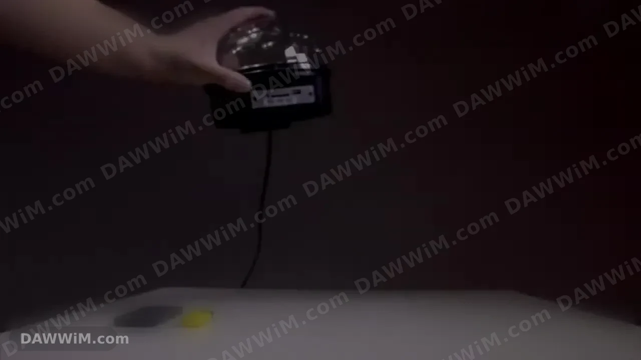 مصباح كرة MP3 LED السحري مع سماعة بلوتوث
