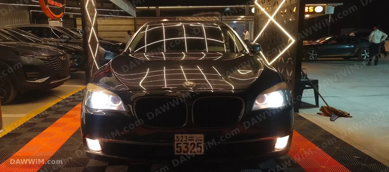سيارة BMW 740 موديل 2012 للبيع